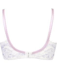 Wing 【後ろ姿きれいブラ】　背中の段差をスムージング　バストの脇流れをブロック　ウイング／ワコール　KB2717