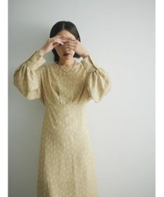 Green Parks armonia．スクエアドットプリントタックワンピース