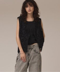 GRACE CONTINENTAL レース刺繍ベスト