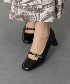 INTER-CHAUSSURES 【ANGEL ALARCON】セットバックヒールストラップパンプス