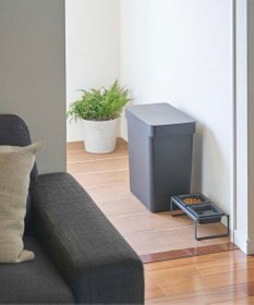 tower 密閉ペットフードストッカー タワー 12kg 計量カップ付 ブラック