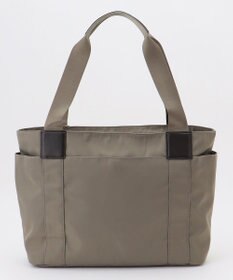 LA BAGAGERIE 【LA BAGAGERIE×HELLO KITTY】リボンチャーム付き　デイリートート　Mサイズ