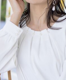 Tiaclasse L 【洗える】大人上品なタックパールブラウス