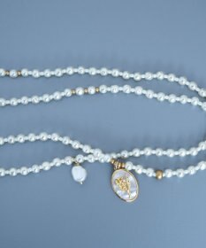 monshiro 【セレモニーにも】スズラングラスパールロングネックレス（メガネチェーンにも）