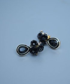 monshiro ホリホックピアス