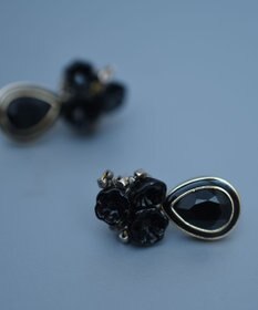 monshiro ホリホックピアス