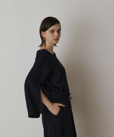 GRACE CONTINENTAL スリットスリーブトップ