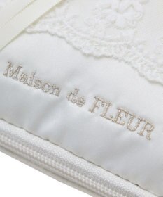 Maison de FLEUR レースフリルポーチ