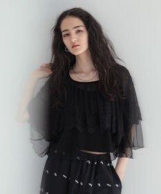 Green Parks ■ＥＳＣＡＲ　チュール刺繍ハンカチーフブラウス