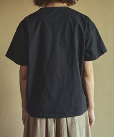 muuc つゆ草刺繍半袖プルオーバー〈日本製・上質な天然素材・遠州織物〉〈繊細なオリジナル花刺繍〉〈ゆったりフリーサイズ〉〈上品な大人の布帛Tシャツ〉