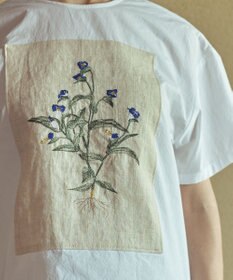 muuc つゆ草刺繍半袖プルオーバー〈日本製・上質な天然素材・遠州織物〉〈繊細なオリジナル花刺繍〉〈ゆったりフリーサイズ〉〈上品な大人の布帛Tシャツ〉