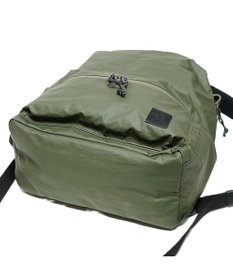 Regalo Felice 【防水 / キズが付きにくい】リュック大 / REGALO