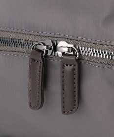 Y'SACCS 【ナイロンタフタ×リサイクルレザー】デイリーミニリュック