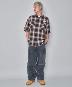 WEGO 【ユニセックス着用ITEM/MLサイズ展開】イラストオンブレチェックシャツ（SS）