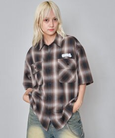 WEGO 【ユニセックス着用ITEM/MLサイズ展開】イラストオンブレチェックシャツ（SS）