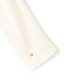 23区 カフスボタン サテンTEEブラウス