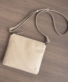 ACE BAGS & LUGGAGE ultma TOKYO アイオ ショルダーバッグ 11983 本革 サコッシュ