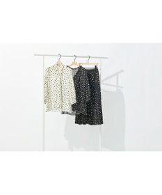 自由区 【セットアップ可】ドットプリント スキッパーブラウス