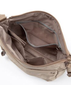 ACE BAGS & LUGGAGE World Traveler ミラ ショルダーバッグ  17532 ワールドトラベラー