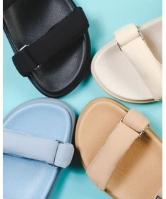 STEVE MADDEN MONAT ナイロンパデッドストラップフラットサンダル