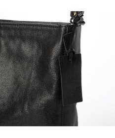 UNBILLION アトランタ ATLANTA / 牛革縦ファスナーショルダー