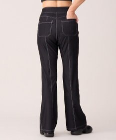 Chacott デニム調ブーツカットパンツ