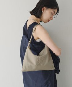 russet エンボスモノグラム ソフトレザーショルダーバッグ(CE-1547)