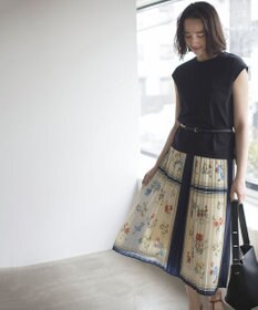 組曲 スカーフパネルプリント スカート