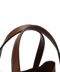 style code 【MERCURYDUO/マーキュリーデュオ】両アオリポケットサイド配色大開き開口 超軽量ハンドバッグ キーチャーム付