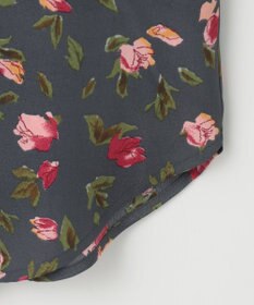 組曲 S カッティングローズプリント フリルブラウス