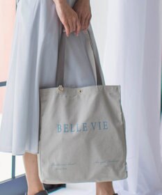 J.PRESS LADIES 【WEB限定カラーあり・セットアイテム・撥水加工・A4サイズ収納可】ポーチ付き PRINTED トート バッグ