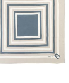 MOONBAT 【美人百花4月号掲載/シルク100%】フルラ (FURLA) スクエア柄 シルクプリントスカーフ 65cm×65cm