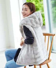 Tiaclasse 【2WAY】着回し自由のリバーシブルキルトフェイクファーベスト