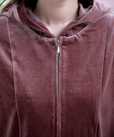 Tiaclasse L 【洗える】ベロアショートパーカー