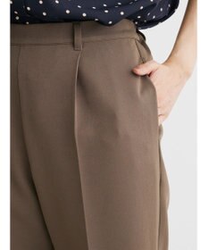 Green Parks きれいシルエットパンツ