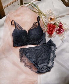 San-ai Resort（三愛水着楽園） 【新色アッシュローズ・アッシュグレー追加】 カシュクール脇高ブラジャー＆ショーツ