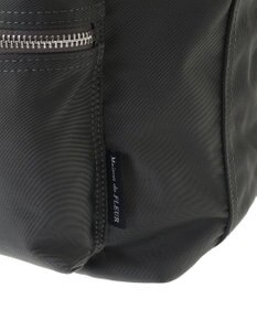 Maison de FLEUR ファスナーショルダーバッグ