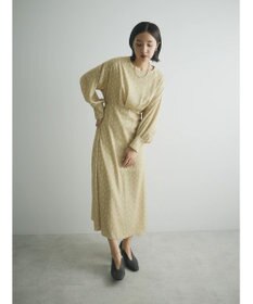 Green Parks armonia．スクエアドットプリントタックワンピース