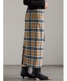 Te chichi チェックナロースカート