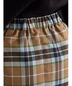 Te chichi チェックナロースカート