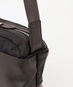 Y'SACCS シルキーリュクスショルダーバッグ