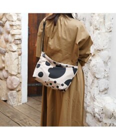 Regalo Felice 【長財布やペットボトルも入る / チャーム付き】ショルダー / REGALO