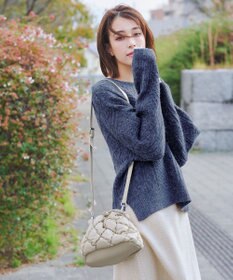 Tiaclasse キルティング巾着ショルダーバッグ