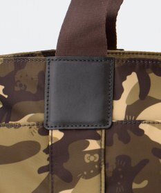 LA BAGAGERIE 【LA BAGAGERIE×HELLO KITTY】リボンチャーム付き　デイリートート　Mサイズ