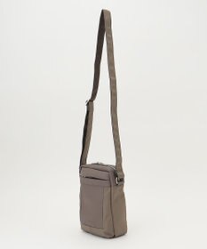 Y'SACCS ブロックモチーフポシェット