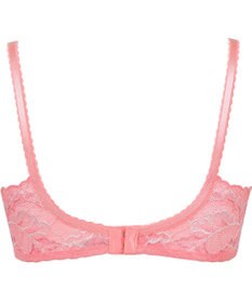 Wing 【後ろ姿きれいブラ】　背中の段差をスムージング　バストの脇流れをブロック　ウイング／ワコール　KB2717