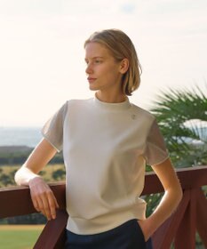 23区GOLF 【WOMEN】シアーラメ袖デザイン ライトダンボールモックネック
