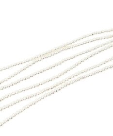 Green Parks ・ＨＡＬＦ　ＴＩＭＥ　ビーズ３連ネックレス