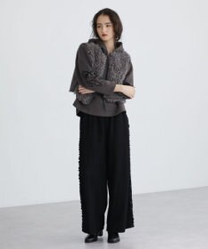 Green Parks ■ESCAR サイドミニフリルワイドパンツ