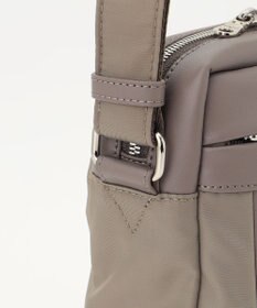 Y'SACCS ブロックモチーフポシェット